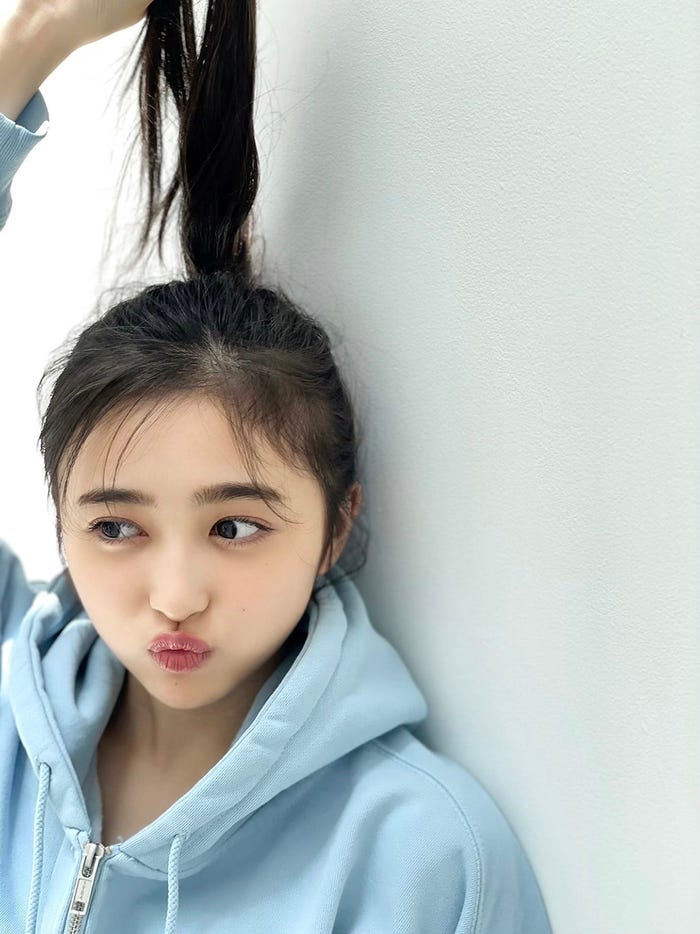 井上和/FRIDAY 9/2(金)発売