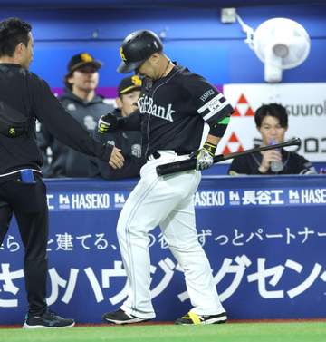 ソフトバンク・近藤健介「相手選手に対する誹謗中傷や心ない言葉」に思い記す 5日の試合で死球「特定の選手を傷つける言葉は望んでいません」