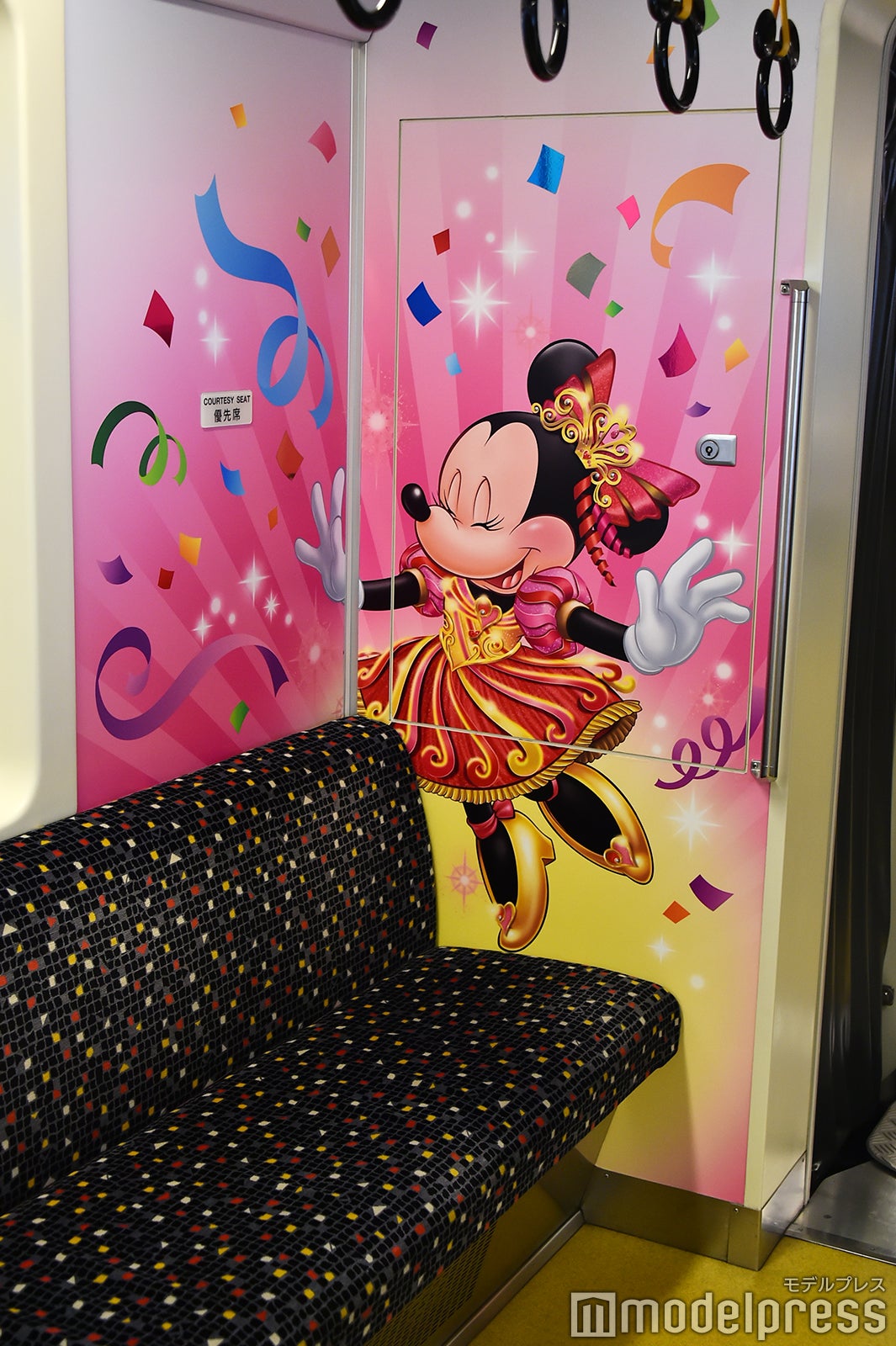 ディズニーリゾートラインも35周年仕様（C）モデルプレス（C）Disney