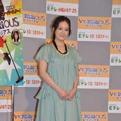 「VICTORIOUS」完成試写会に登場した貫地谷しほり