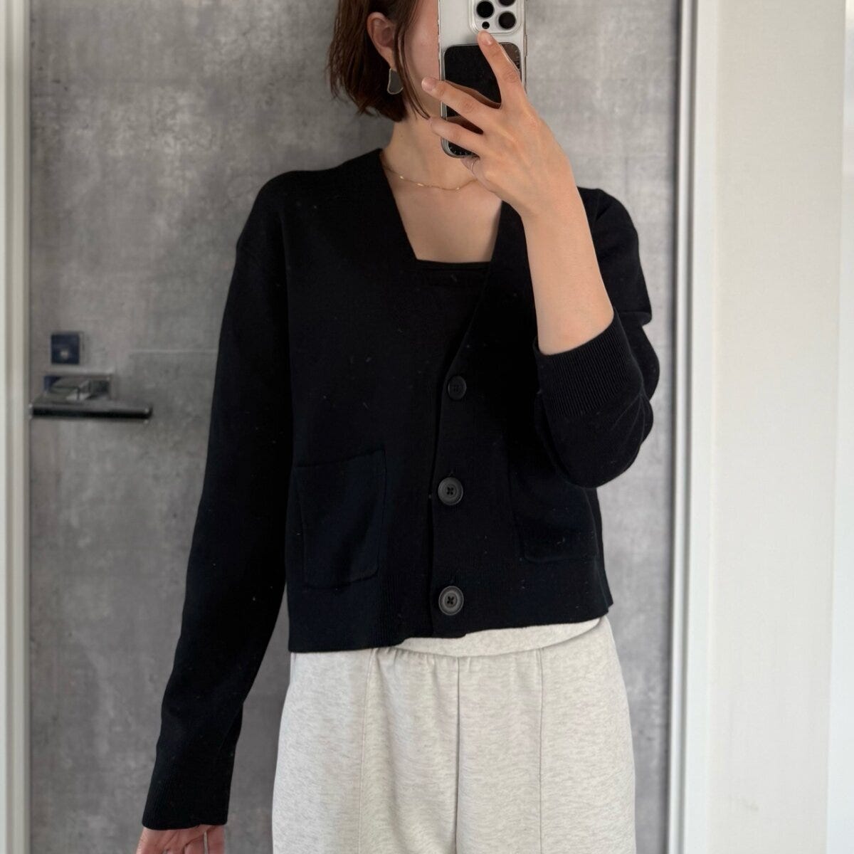 ユニクロスムースコットンVネックショートカーディガン　Sサイズ着用感