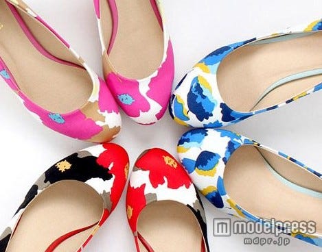 コルクウェッジフラワーパンプス 「RANDA」7,452円(税込)