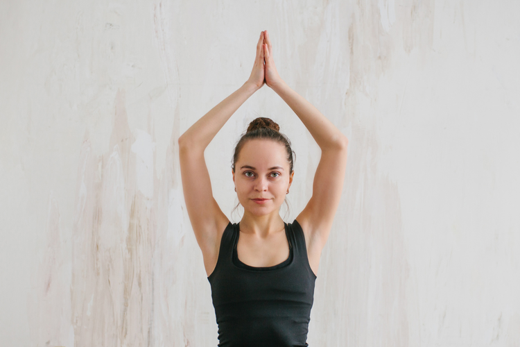 ※ダルダル二の腕をギュッと引き締める!超簡単1分トレーニング