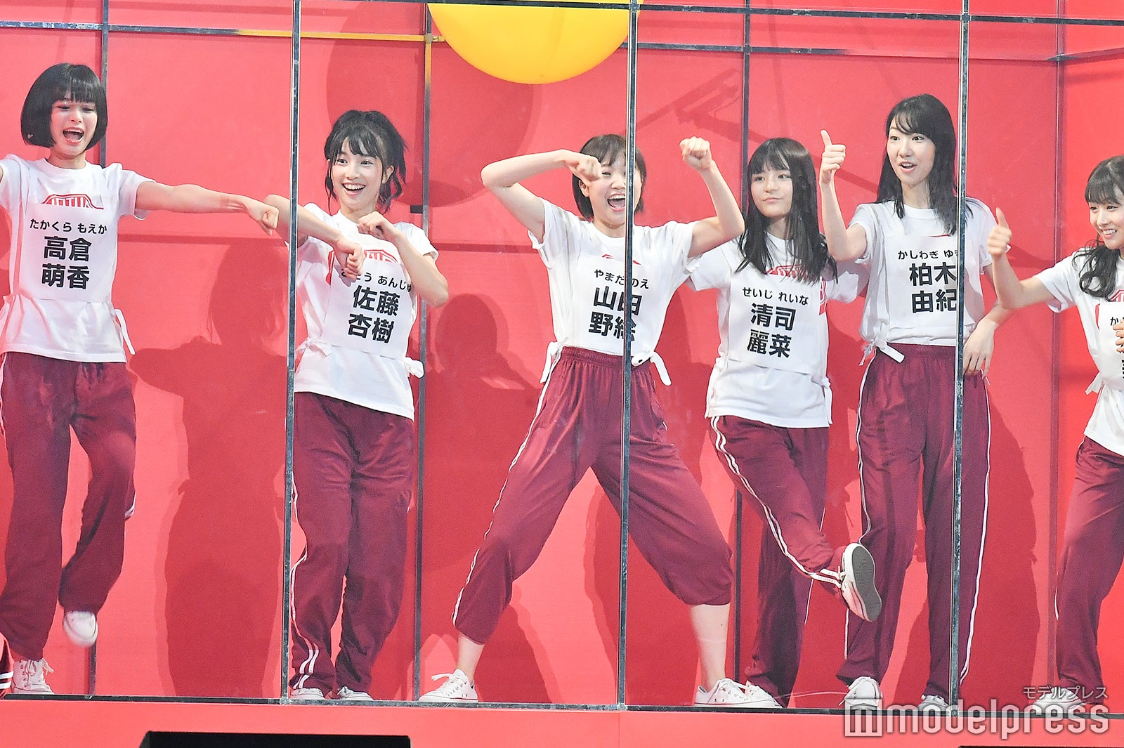 ジェスチャーゲームで必死に伝えるメンバー／NGT48 4thシングルリリースイベント （C）モデルプレス