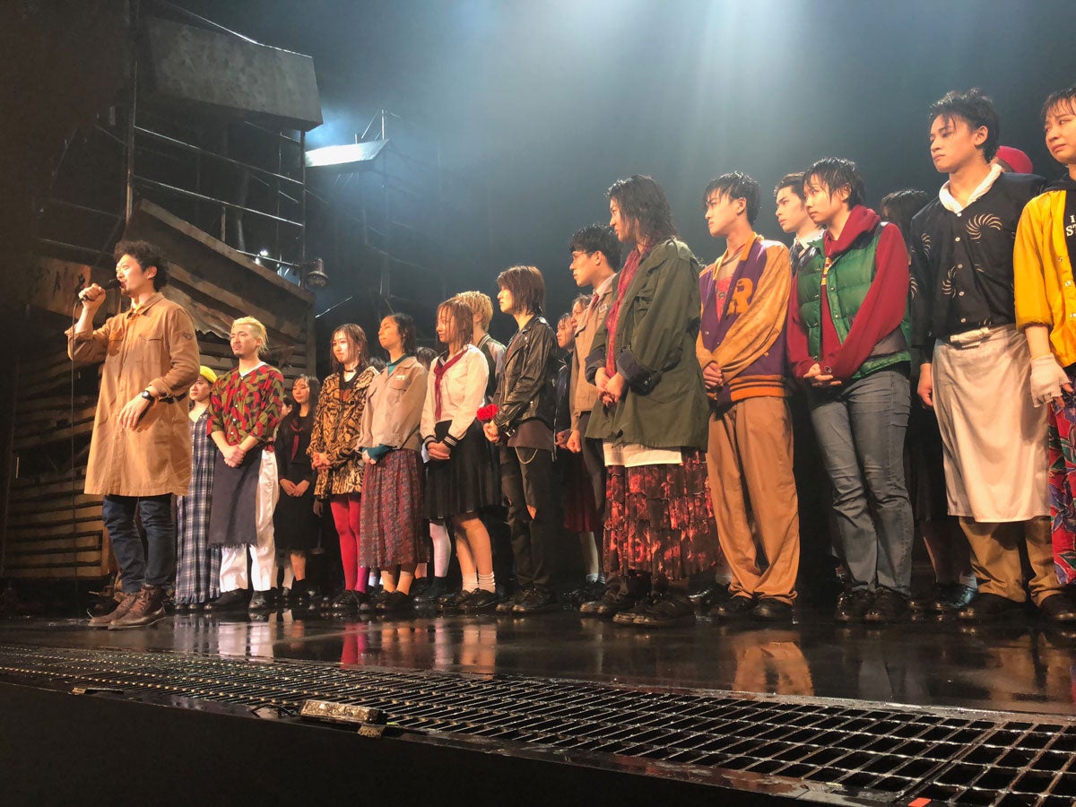 （左端）丸尾丸一郎氏（提供画像）