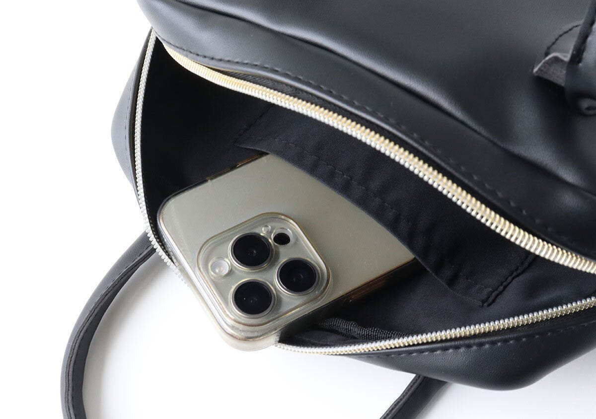 宝島社ムック付録のánuans（アニュアンス）レザー調ボストンショルダーバッグ7