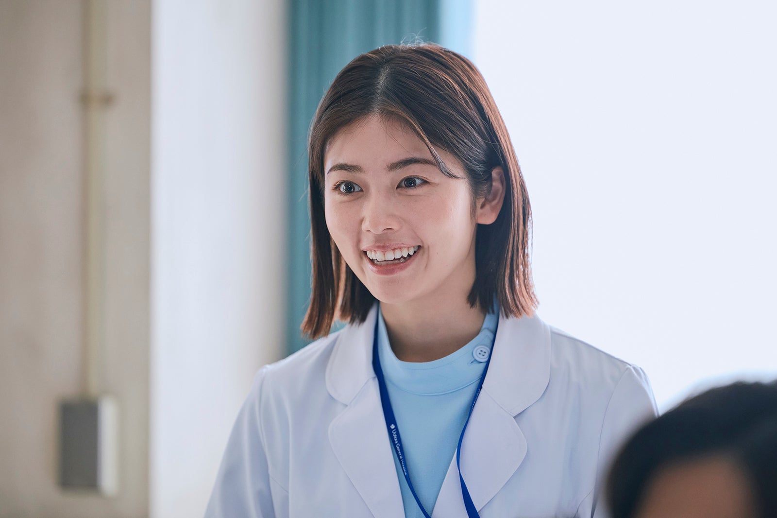 小芝風花「19番目のカルテ」第3話（C）TBSスパークル／TBS（撮影：加藤春日）