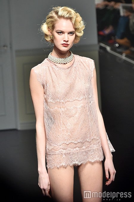 ショーの様子（C）モデルプレス