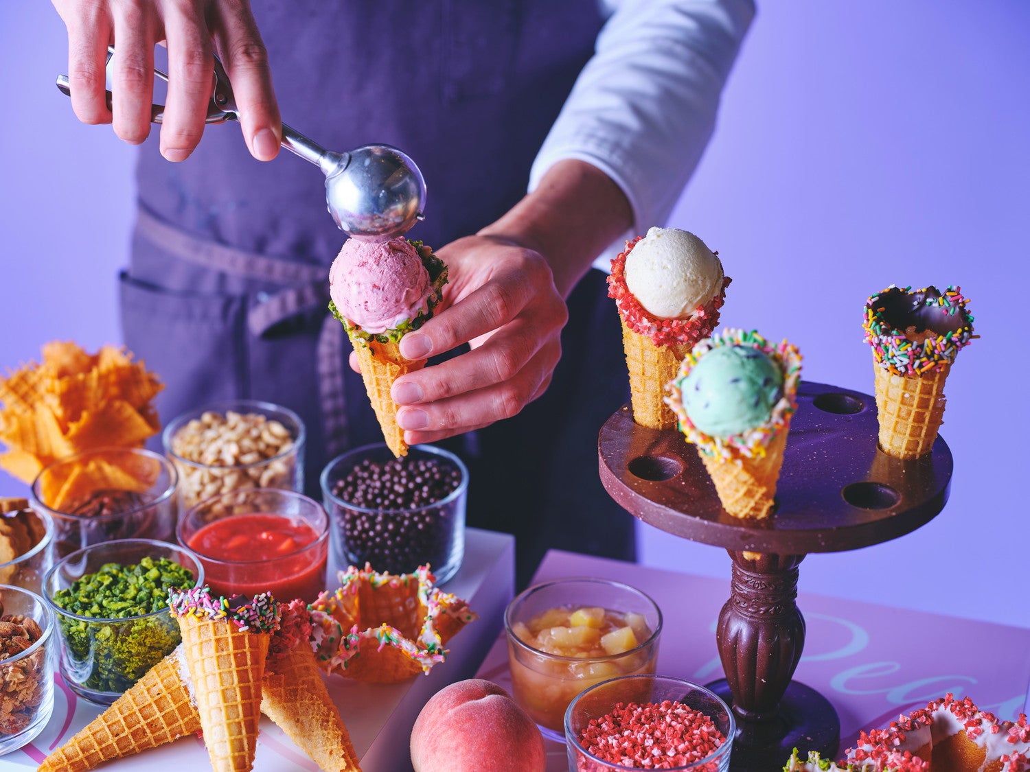 Craft Your Waffle Cone～ピーチ＆アイスクリーム スイーツビュッフェ ～／提供画像