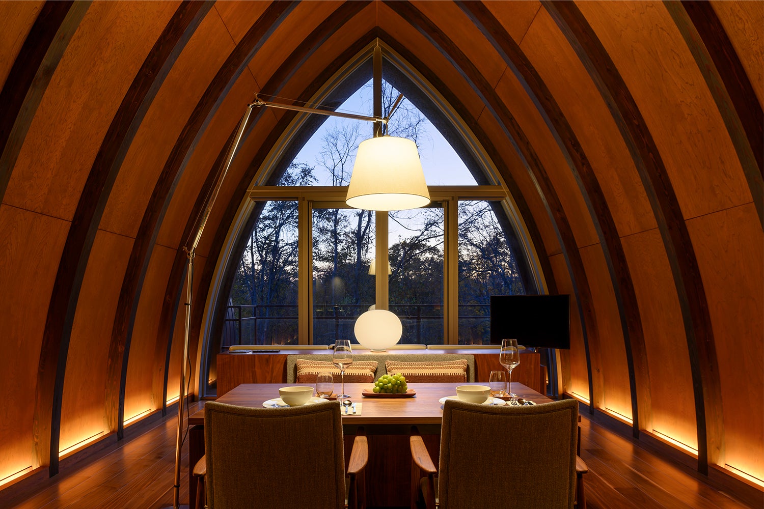 北海道ニセコにヴィラグランピング「アンダルコレクションニセコ」大自然に溶け込む優雅な宿泊空間