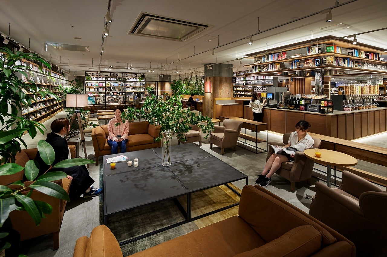 TSUTAYA BOOKSTORE 川崎駅前店／画像提供：CCC 蔦屋書店カンパニー