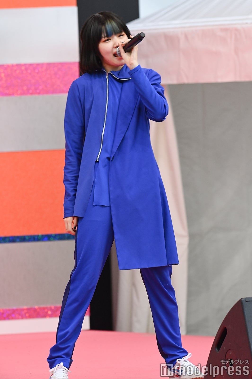 CARRY LOOSE（C）モデルプレス