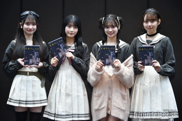 山崎空、佐藤綺星、伊藤百花、大盛真歩(C)モデルプレス