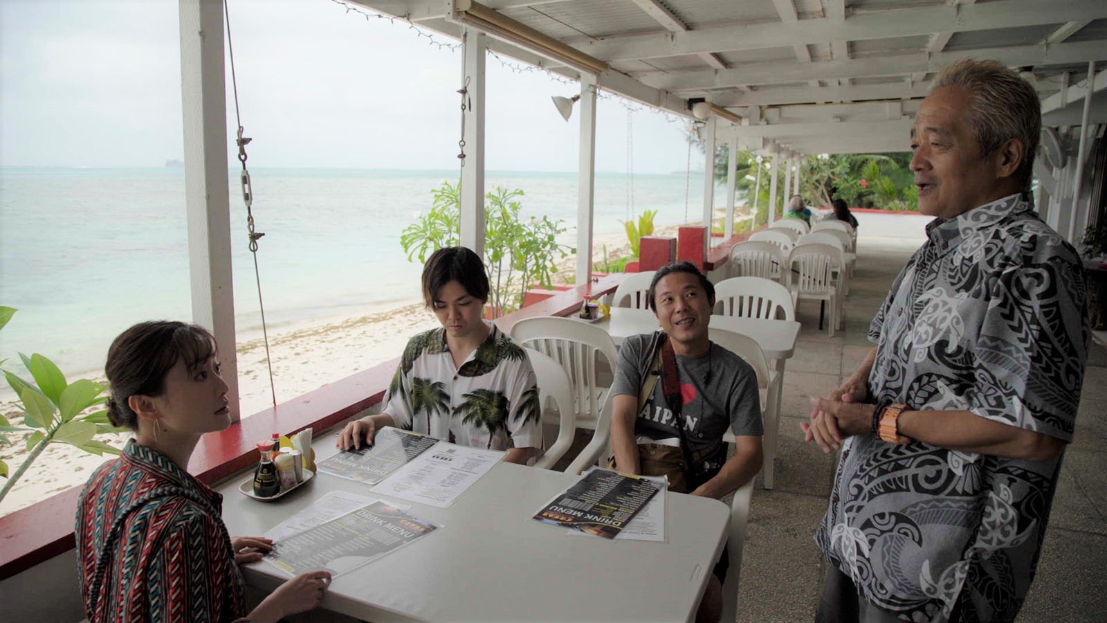 松本まりか（C）ドラマ「地球の歩き方」製作委員会