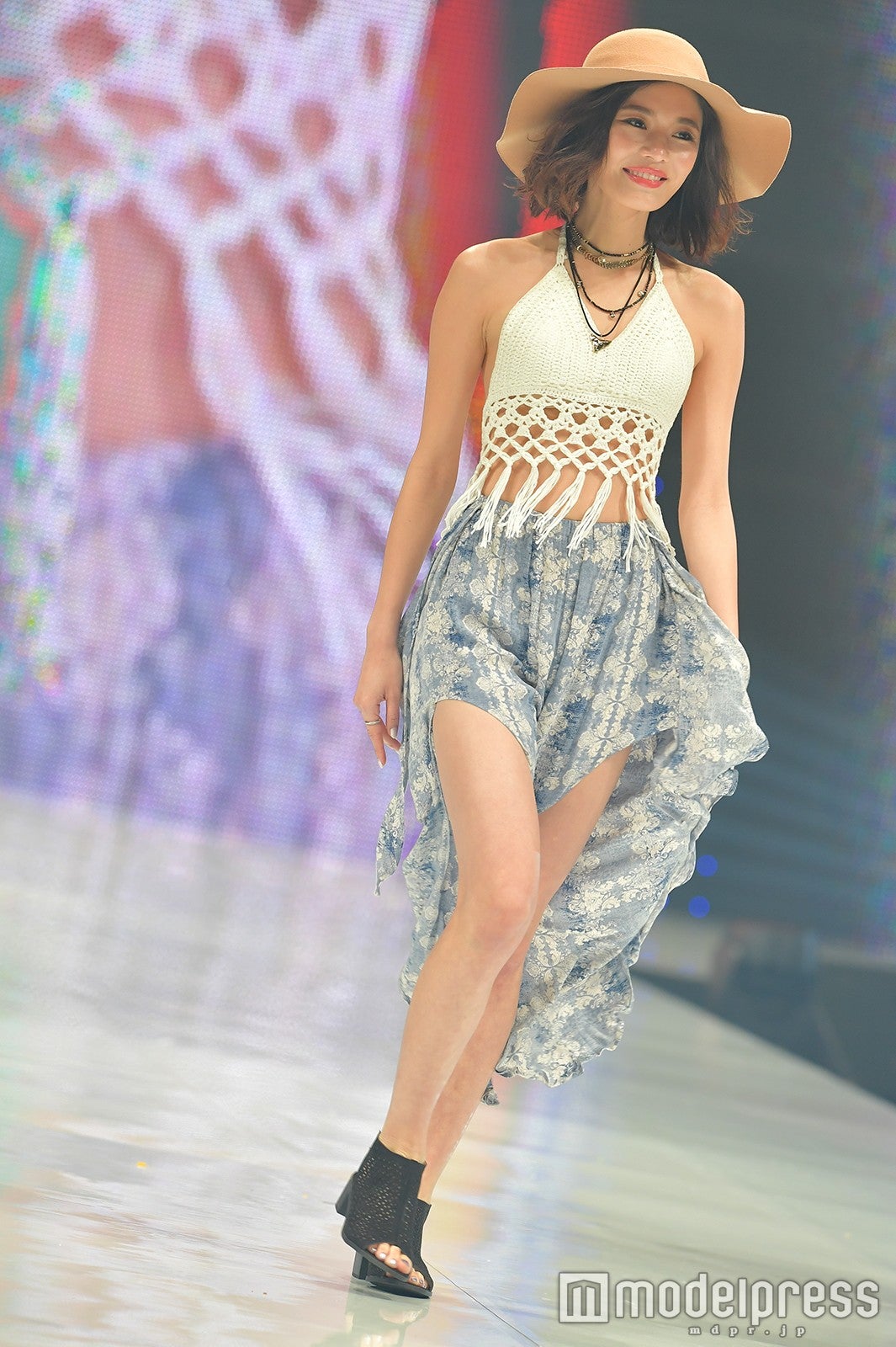 島袋聖南（C）モデルプレス