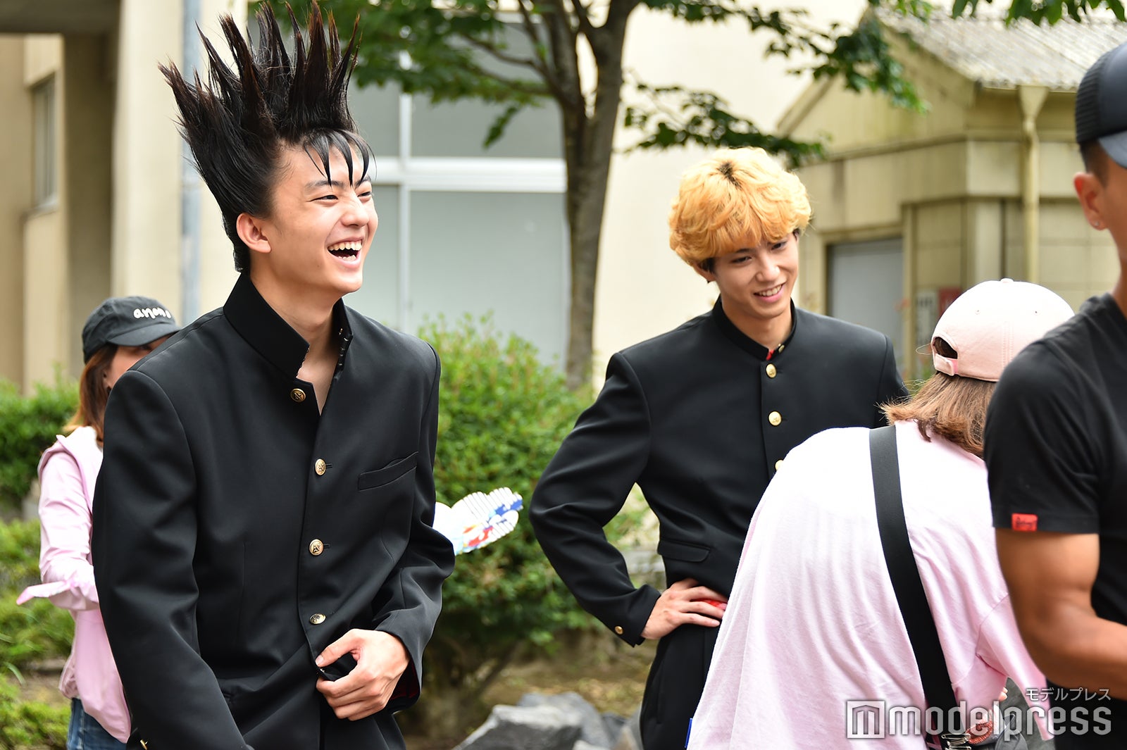 伊藤健太郎、賀来賢人（C）モデルプレス