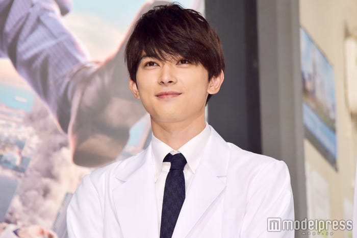 吉沢亮(C)モデルプレス