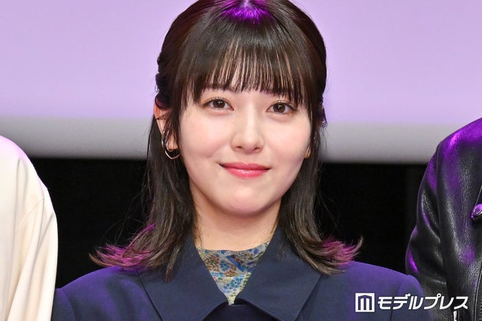浜辺美波、佐野勇斗のギャップ告白 赤楚衛二「猫かぶるのうますぎ」【六人の嘘つきな大学生】