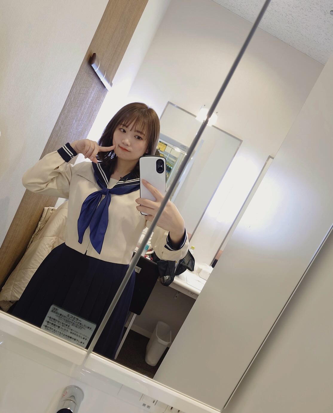 秋元真夏Instagramより