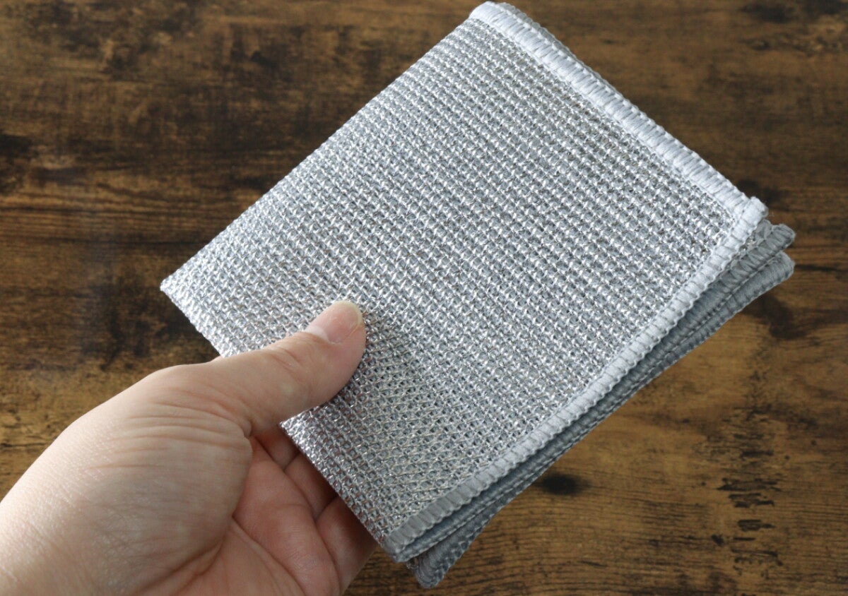 100均で買ったらもう手放せない！「スポンジより断然使いやすい！」クロス状のキッチングッズ