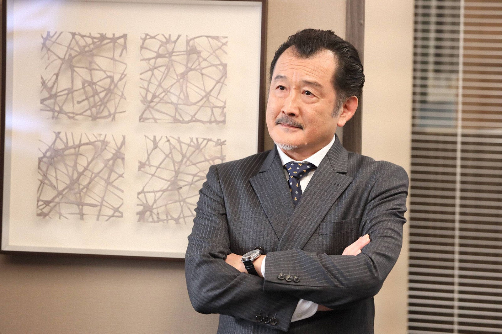 吉田鋼太郎「SUITS／スーツ2」第9話より（C）フジテレビ