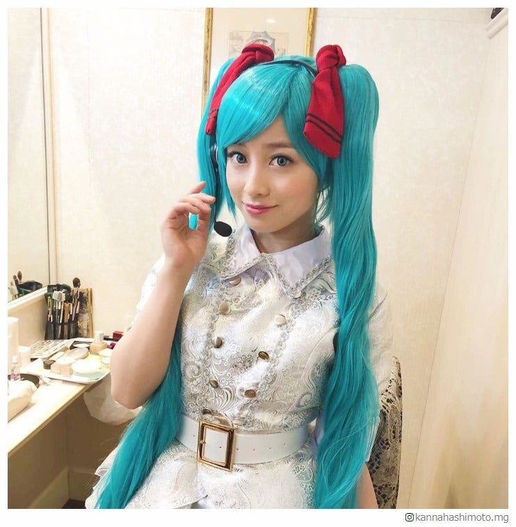 橋本環奈、“初音ミク”コスプレで圧倒「可愛すぎて叫んだ」「もはや異次元」 - モデルプレス