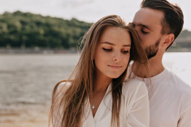 告白されたい女子必見 簡単に手に入らない女の雰囲気 を演出するコツ モデルプレス 告白されたい女子必見 簡単に手に入らない女の雰囲気 を演出するコツ モデルプレス