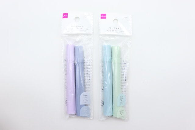 ダイソー マーカーペン(CHM、丸型、パープル&グレー、2本)/マーカーペン(CHM、丸型、グリーン、2本) パッケージ ダイソーのマーカーペン(CHM、丸型、パープル&グレー、2本)/マーカーペン(CHM、丸型、グリーン、2本) パッケージ