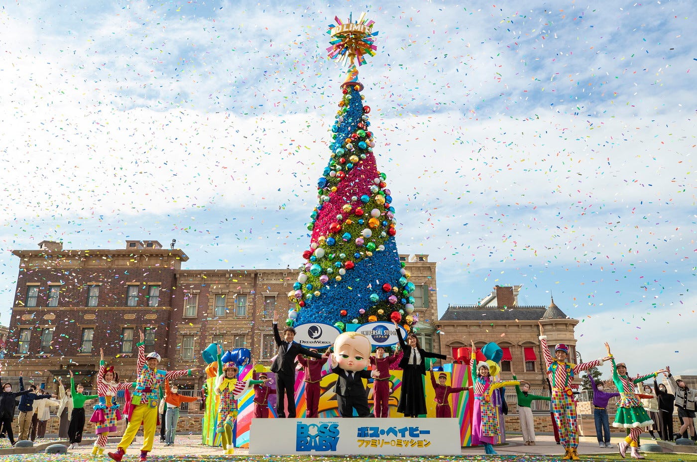 ムロツヨシ&多部未華子、USJでリアル「ボス・ベイビー」との対面に喜び