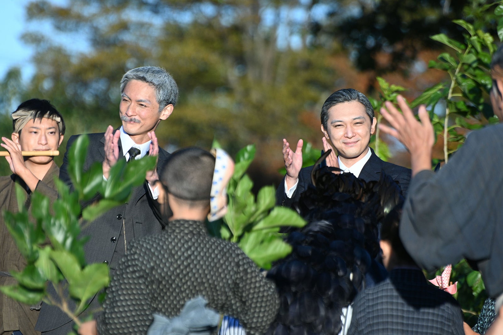 高良健吾、吉沢亮「青天を衝け」第40回（C）NHK