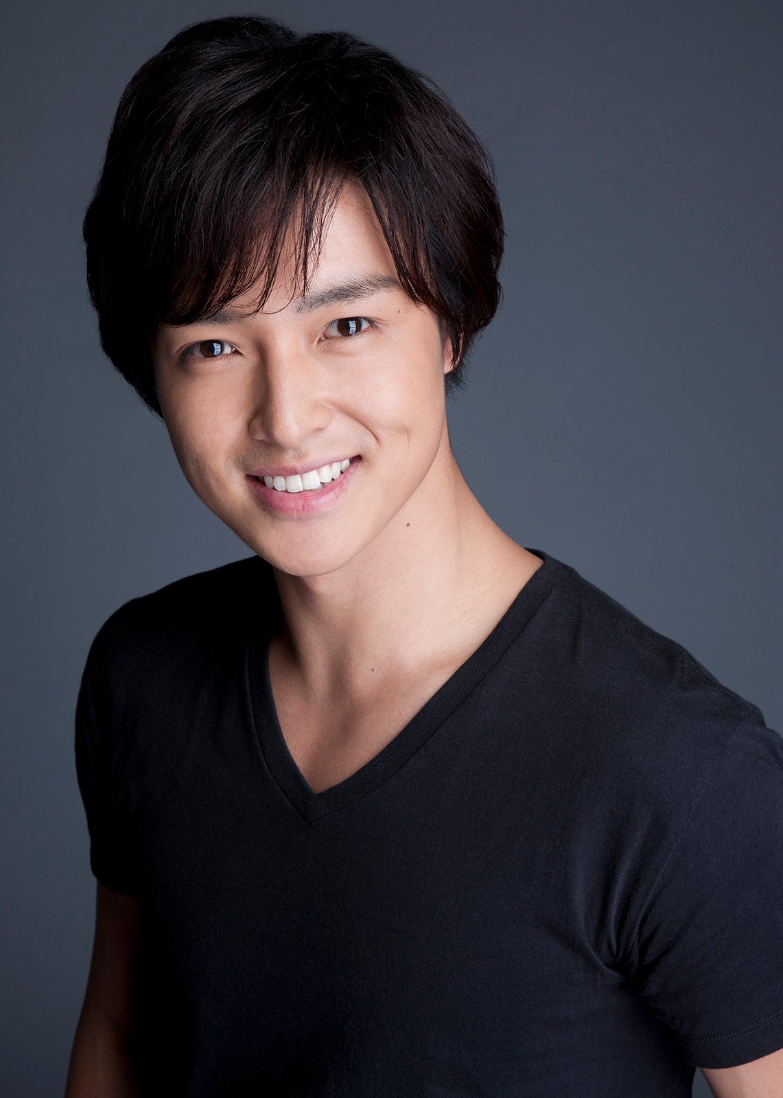 栗山航【左母二郎】