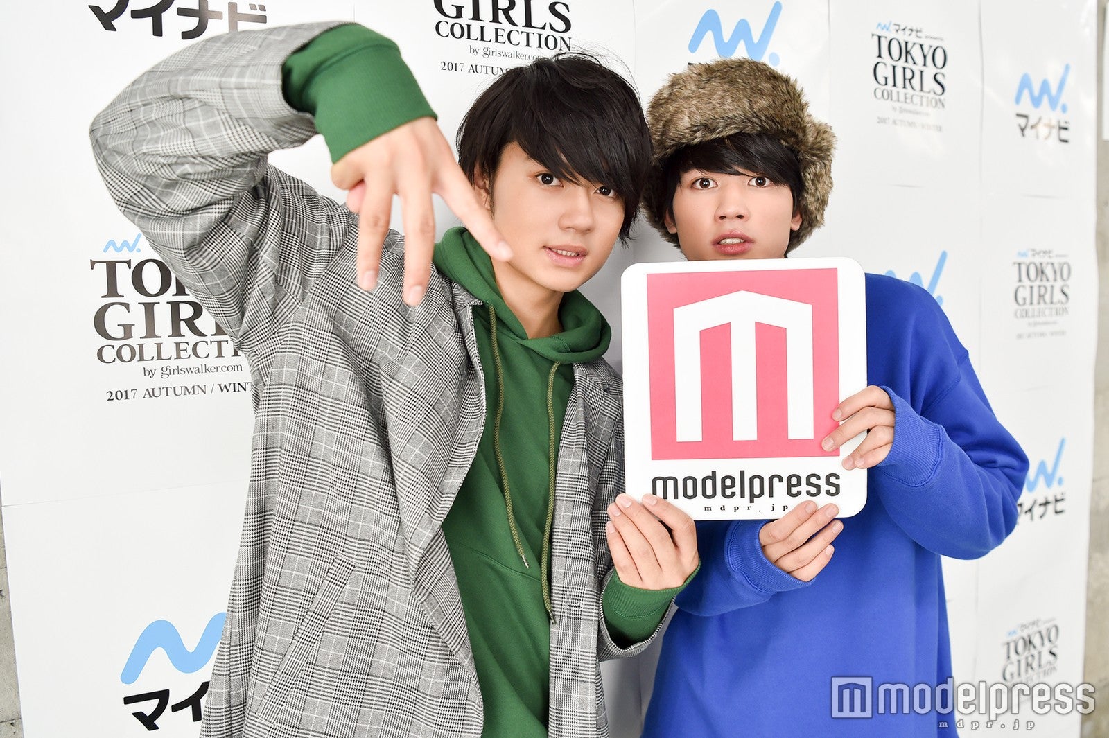 （左から）佐野勇斗、板垣瑞生 （C）モデルプレス