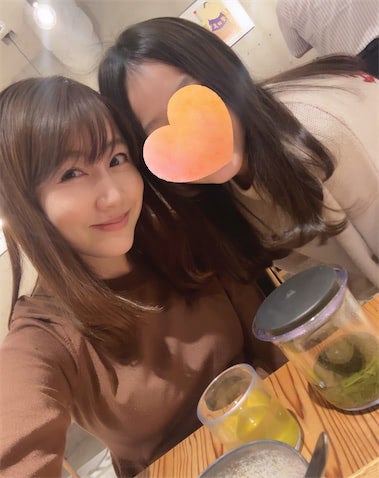 安めぐみ、長女と寄り添うランチ2ショット公開 「可愛いママ」「良い写真」と反響