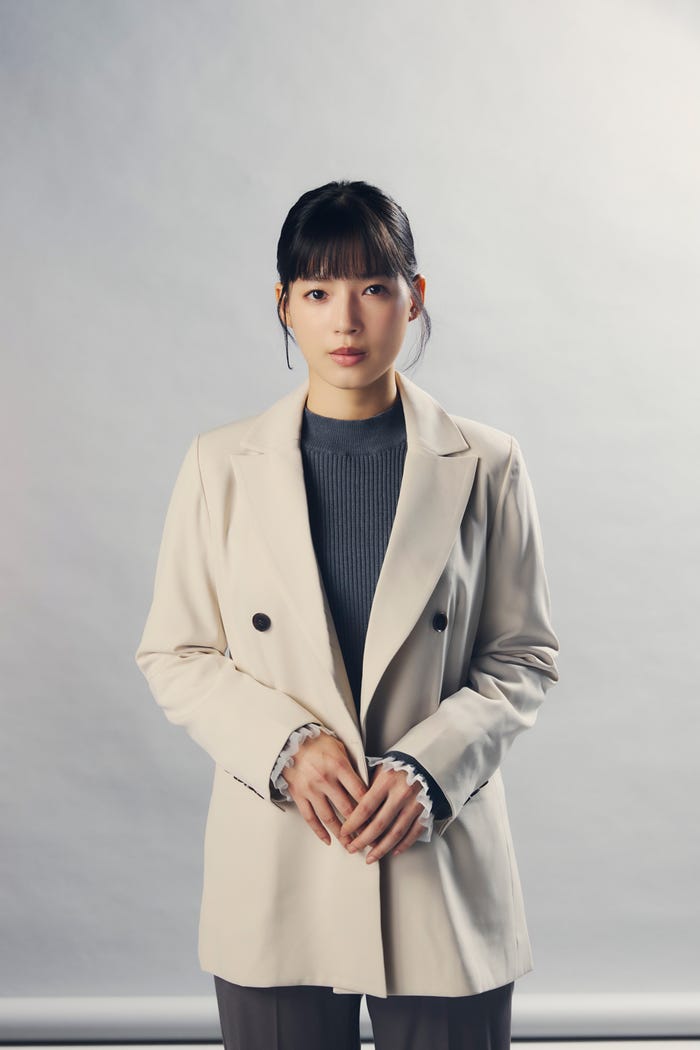 石井杏奈(C)「刑事、ふりだしに戻る」製作委員会