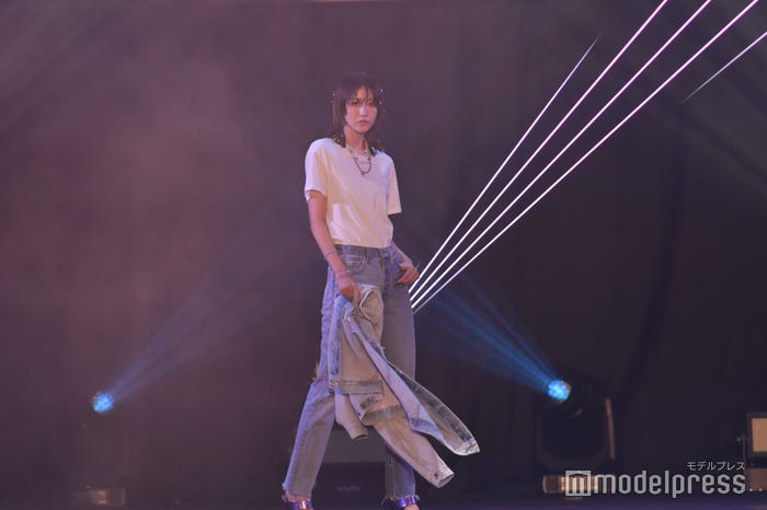 土生瑞穂(C)モデルプレス