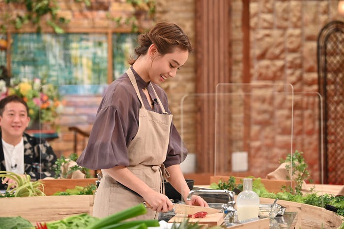 滝沢カレン (C)テレビ朝日