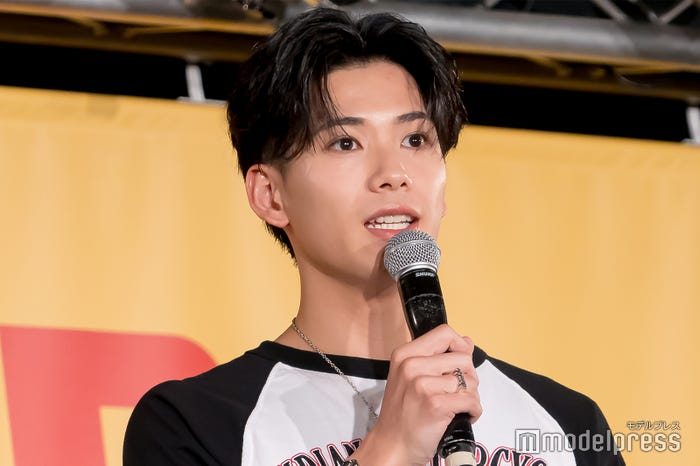 小波津志(C)モデルプレス