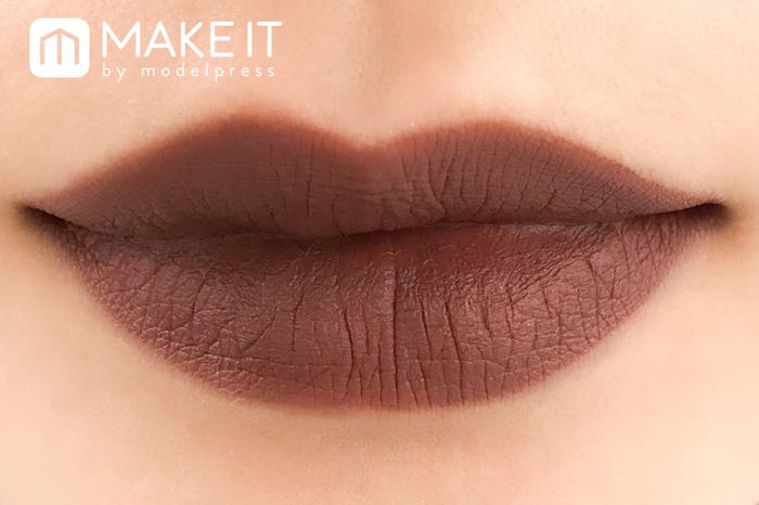 ルージュ アンリミテッド アンプリファイド マット/AM BR 796使用 (C)メイクイット