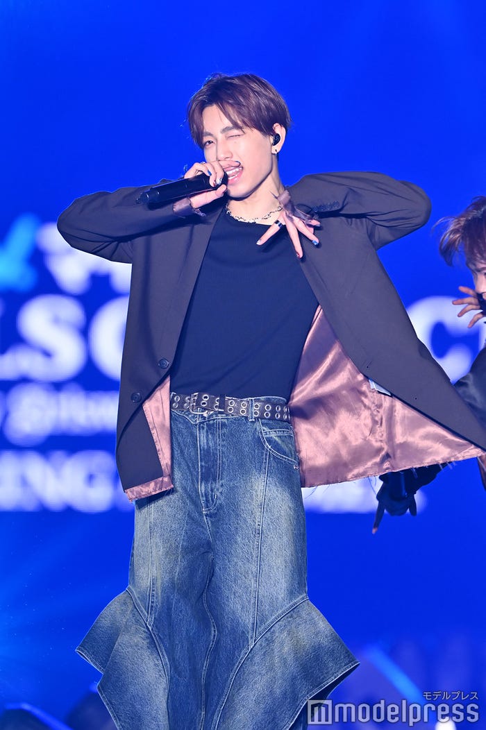 STARGLOW(C)モデルプレス