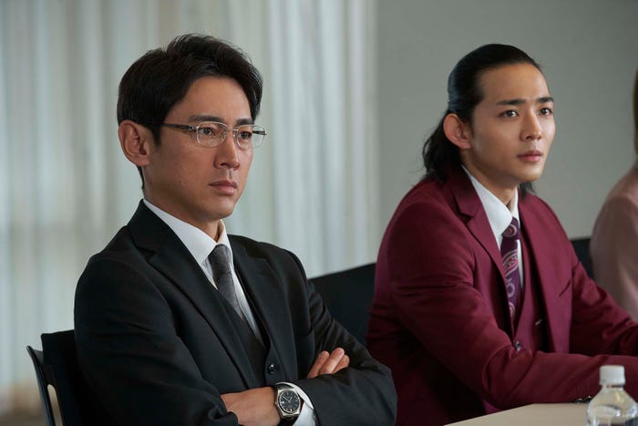 小泉孝太郎、竜星涼 (C)フジテレビ