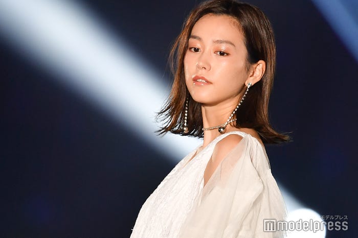 桐谷美玲 佐藤ありさとの Stモ 当時の自撮りショット公開 Seventeen 月刊誌終了に思い モデルプレス 桐谷美玲 佐藤ありさとの Stモ 当時の自撮りショット公開 Seventeen 月刊誌終了に思い モデルプレス
