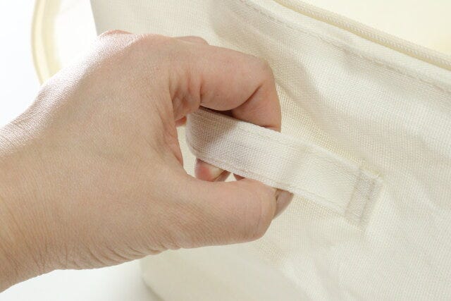 刺繍付収納ボックス、ファスナー付(ミッキーアイコン/ミニーアイコン) 持ち手 刺繍付収納ボックス、ファスナー付(ミッキーアイコン/ミニーアイコン) 持ち手