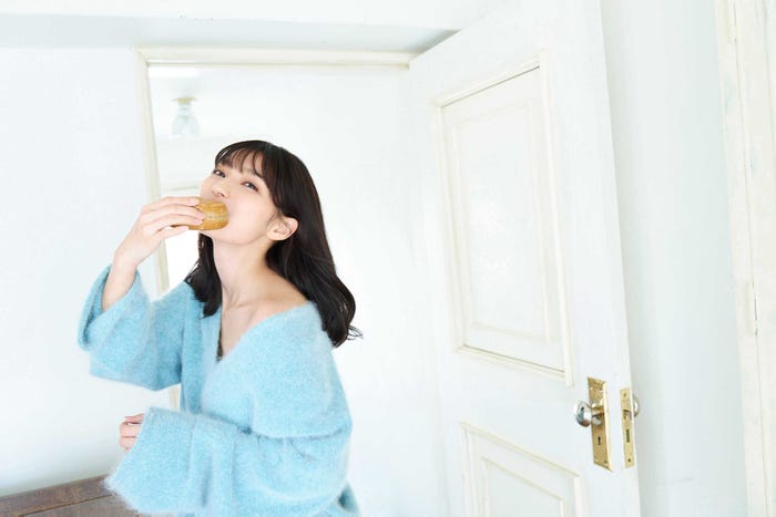 高野麻里佳 撮影:Takeo Dec./FRIDAYサブスクリプション(講談社)より