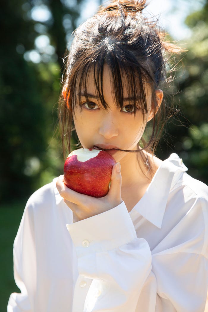 森川葵 写真集「Ebipilaf(仮)」ローソン店頭Loppi/HMV&BOOKS online/HMV店舗特典イメージ(C)SDP