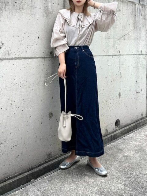 ボリューム袖ブラウス　コーデ　秋