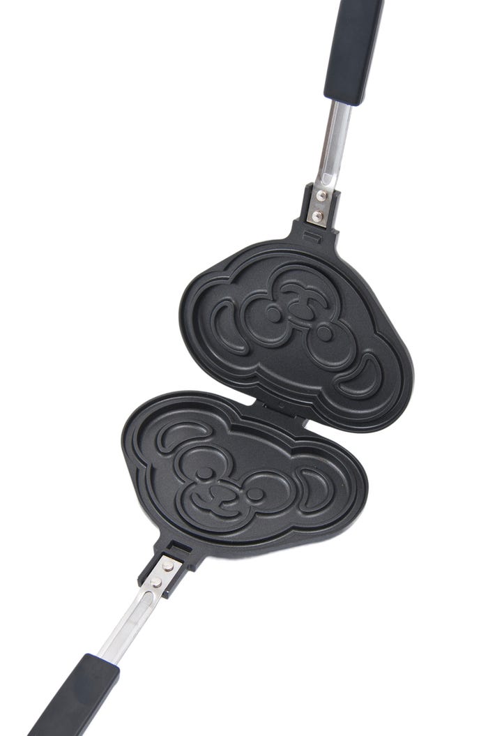 「ダッフィー&フレンズのハートウォーミング・デイズ」グッズ(C)Disney