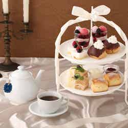 Afternoon Tea(予約限定)税込6,280円(C)HYBE LABELS JAPAN & HYBE. All Rights Reserved.
