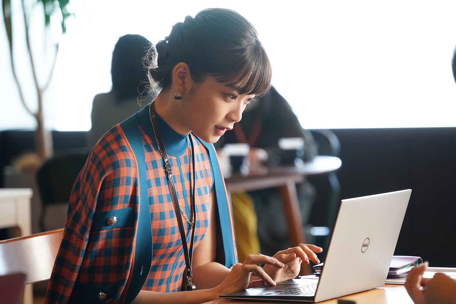 ＜彼女たちの犯罪 第1話＞繭美（深川麻衣）・由香里（前田敦子）・理子（石井杏奈）の日常が思わぬ方向に スリリングサスペンス開幕