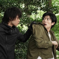 “謎の殺し屋”磯村勇斗登場「TWO WEEKS」逃亡劇本格的スタート 第3話ゲストも発表