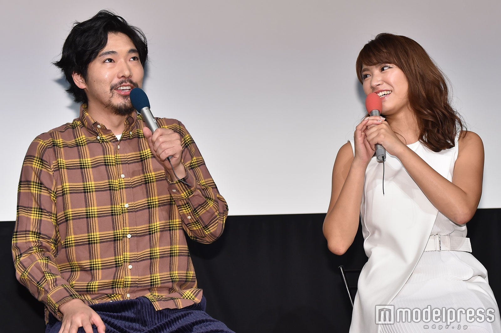 柄本佑、久松郁実 （C）モデルプレス